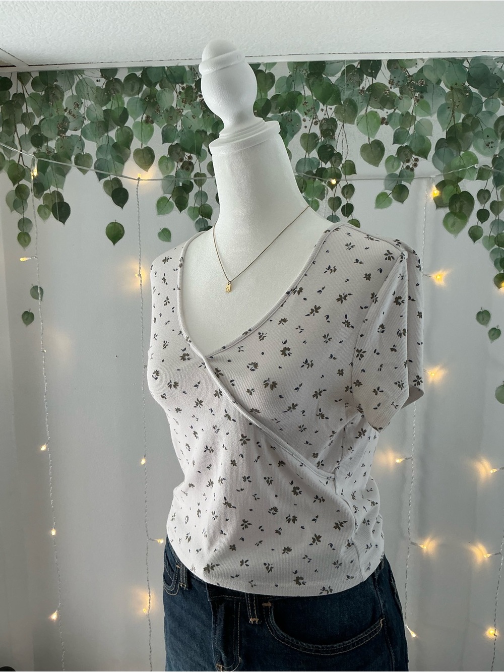 White Floral Wrap-Front Cropped Women’s Top - Picture 1 of 7